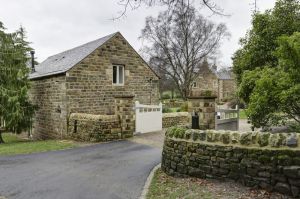 cow well barn 66 sm.jpg